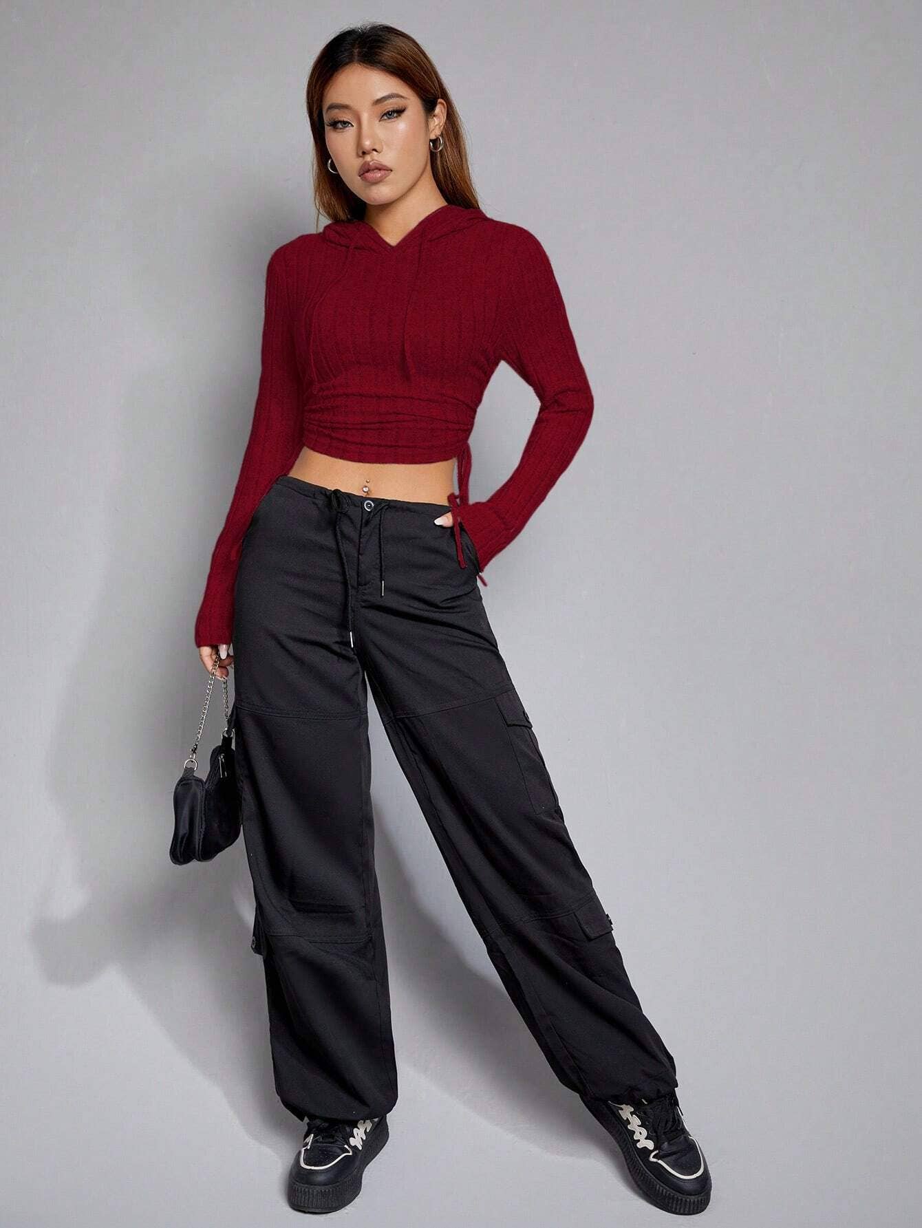 SLIM WINE RED SHORT HOODED SHORT TOP