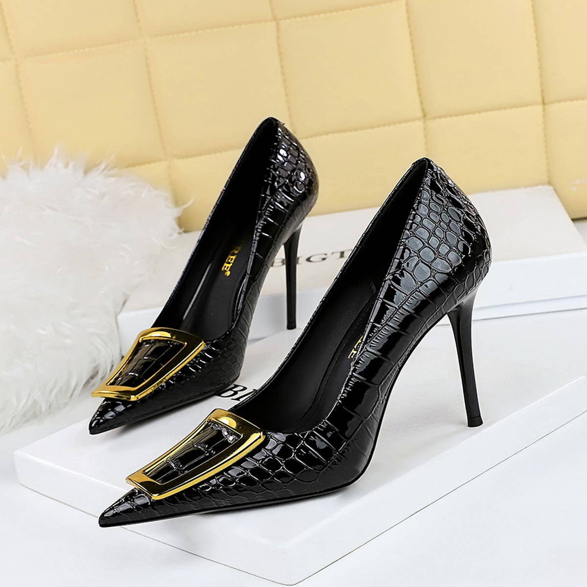 WOMEN SHALLOW POINTED TOE METAL BUCKLE HIGH HEELS