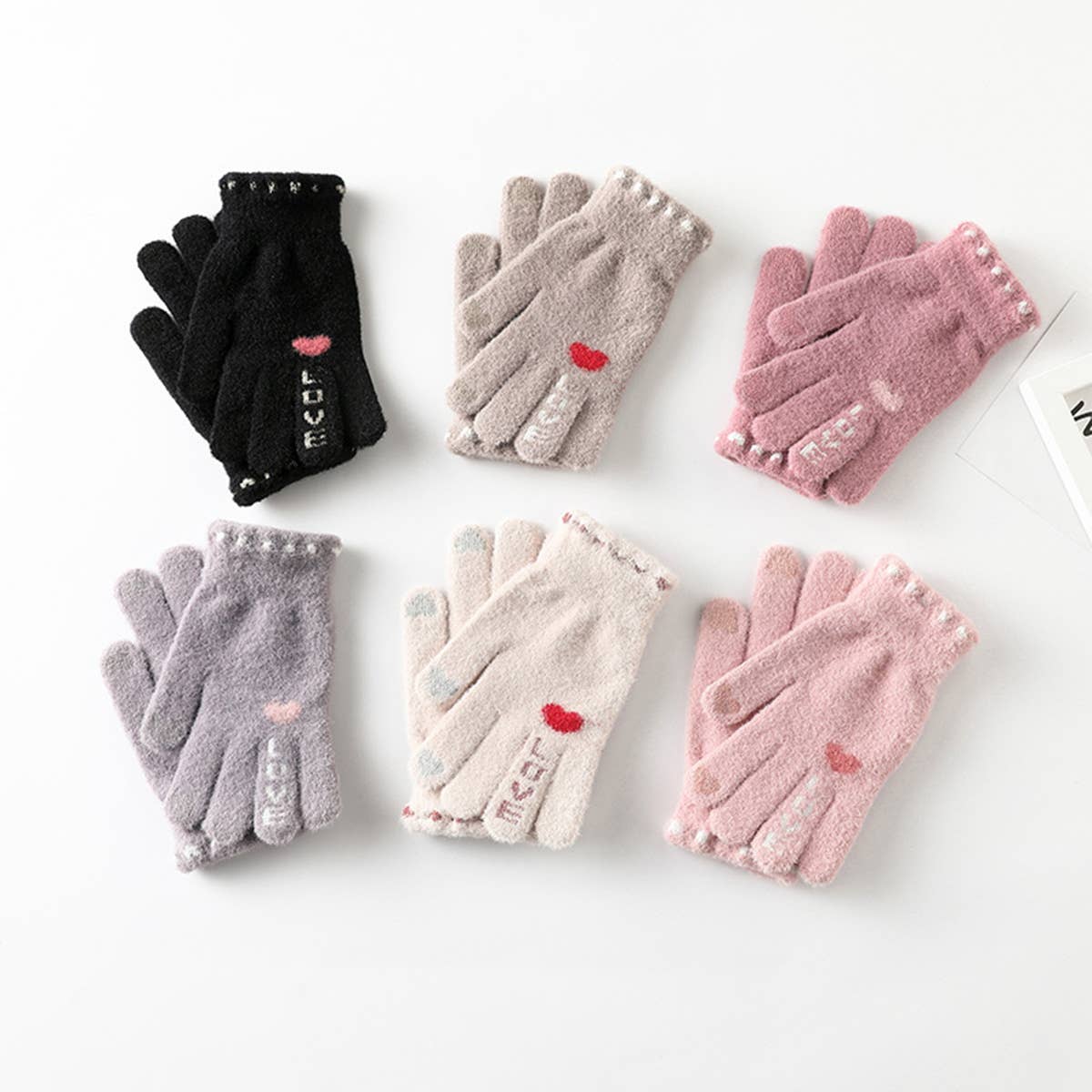SKIN-FRIENDLY, WARM AND CUTE HEART-SHAPED GLOVES_CWMM1505