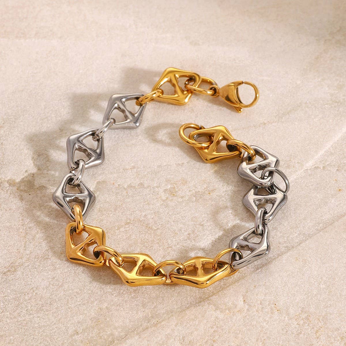 Two-Tone Metal Chain Bracelet in Titanium Steel