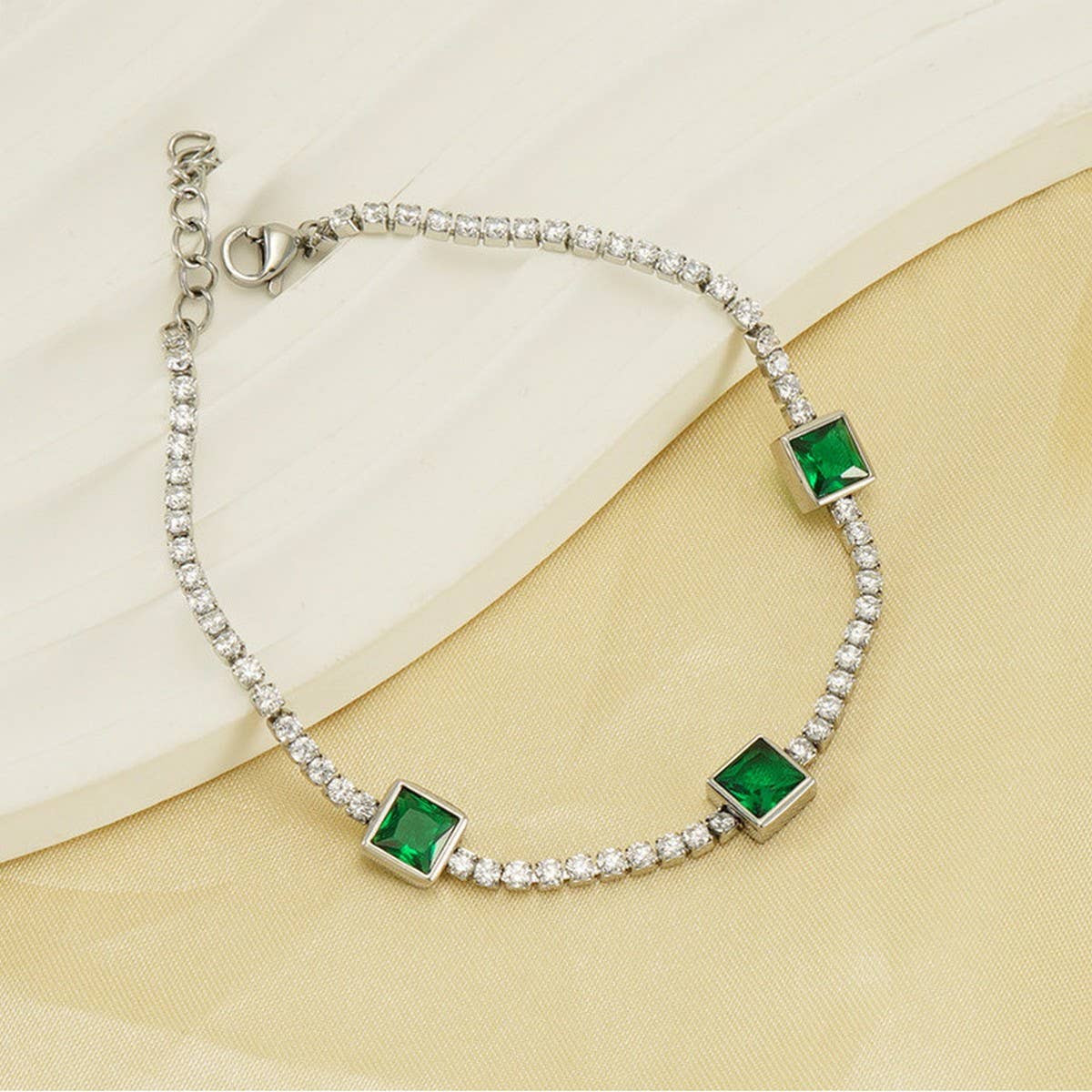 High-grade titanium steel full diamond bracelet