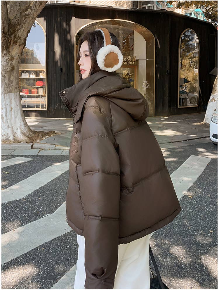 Hooded and textured short cotton-padded jacket