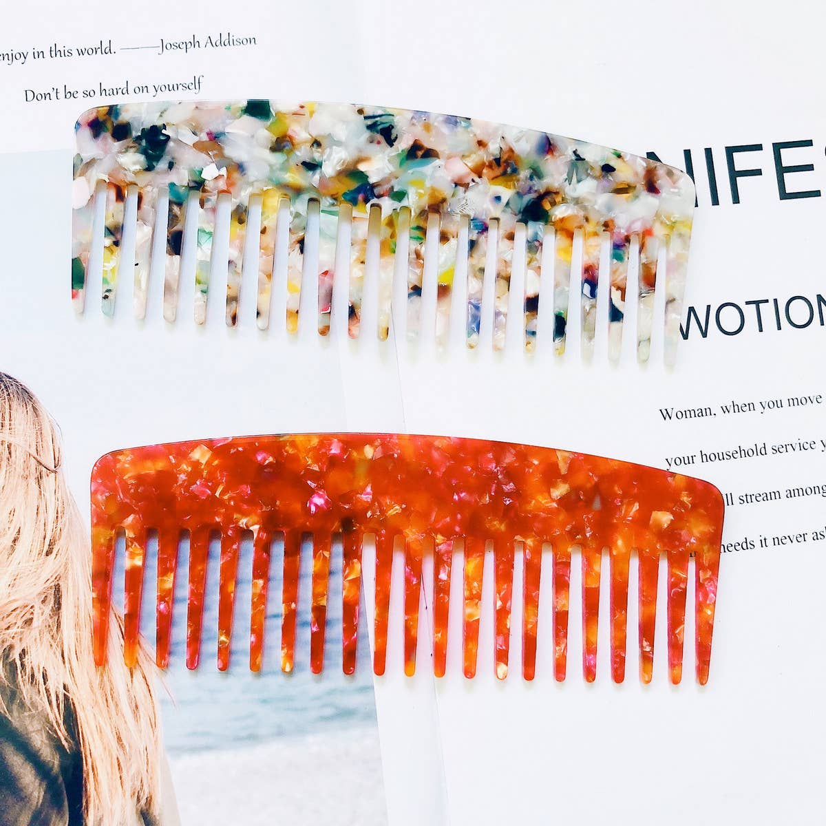 SIMPLE ANTI-STATIC LEOPARD PRINT HAIR COMB