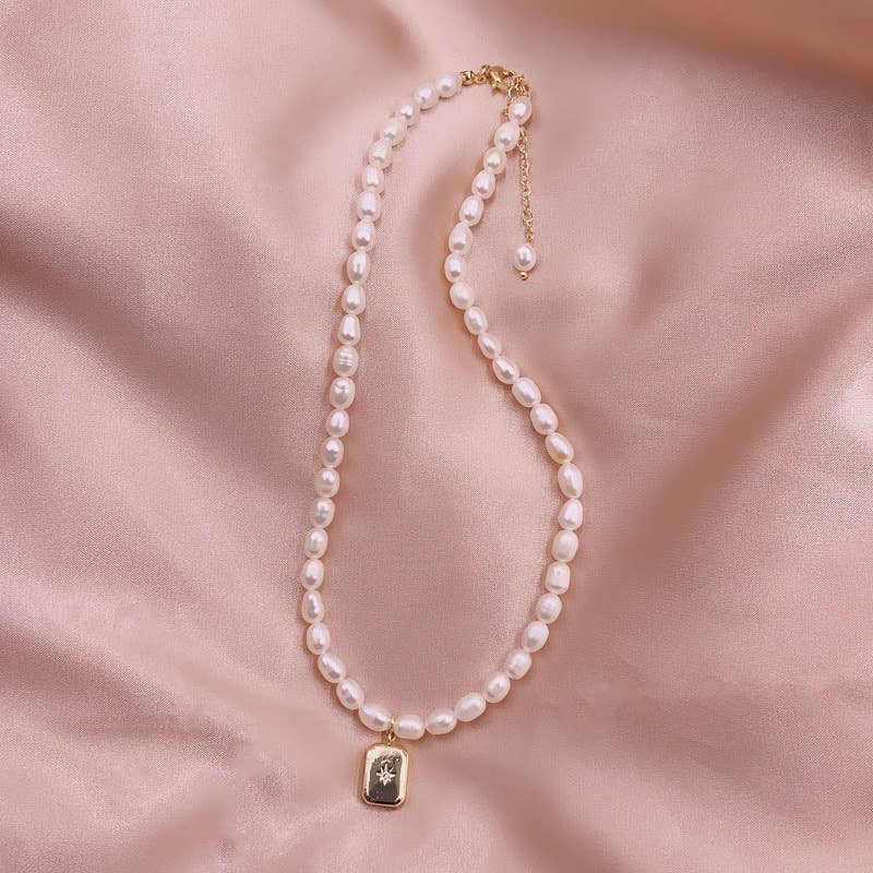 Baroque irregular retro freshwater pearl necklace