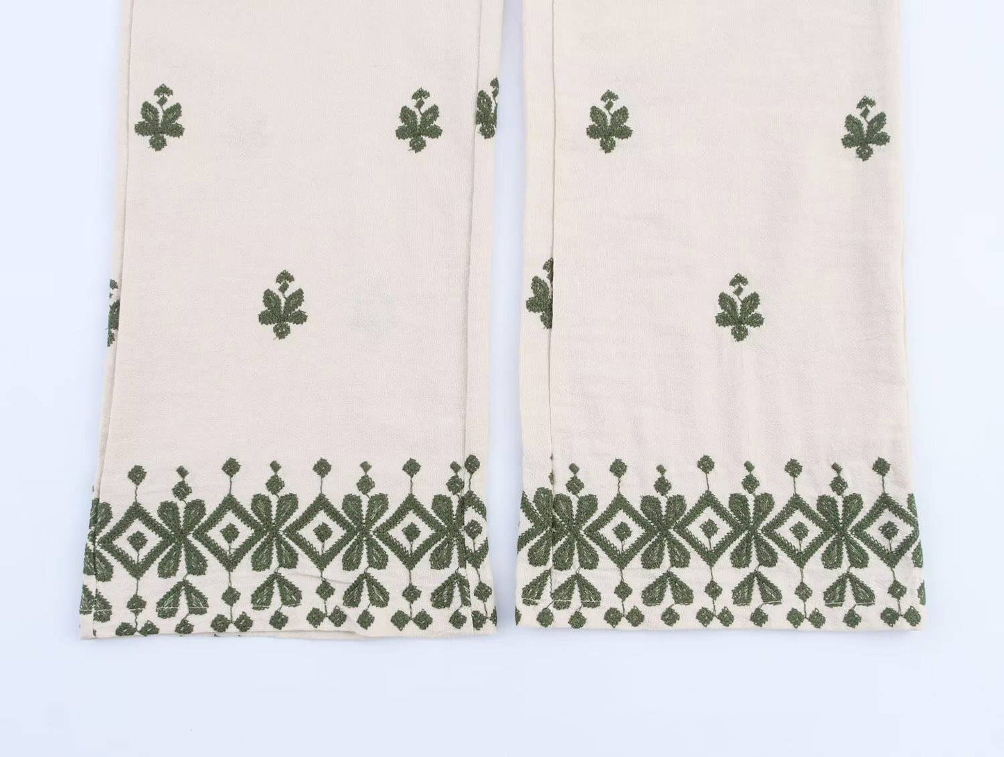 Fashion versatile embroidered casual trousers