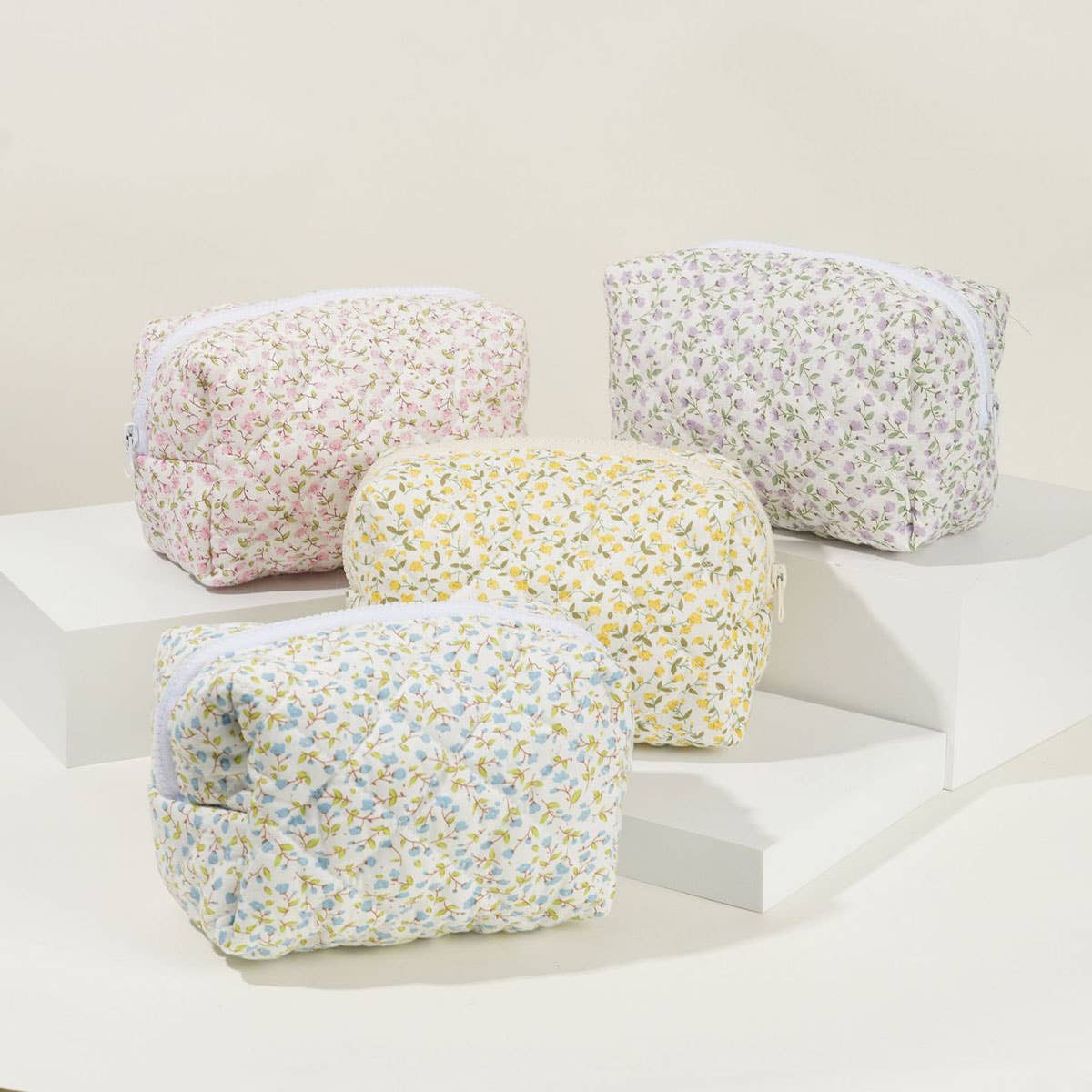 Floral quilting large-capacity toiletry bag
