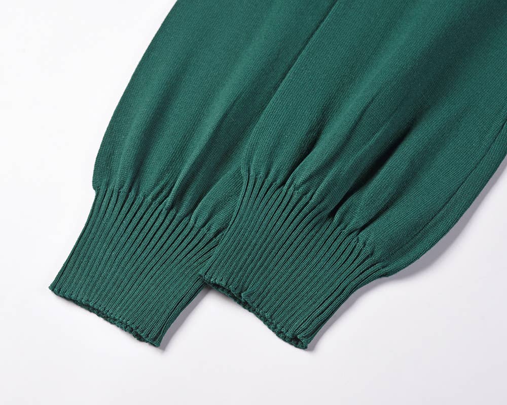 Fitted pleated mid-length knitted dress