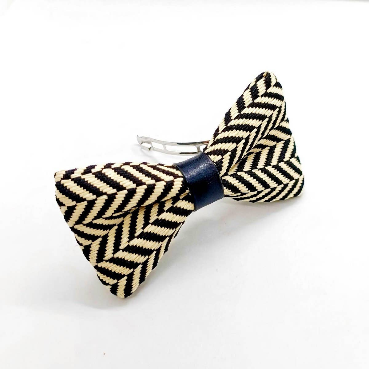 Bohemian Raffia Woven Herringbone Bow Clip_CWAHA6348