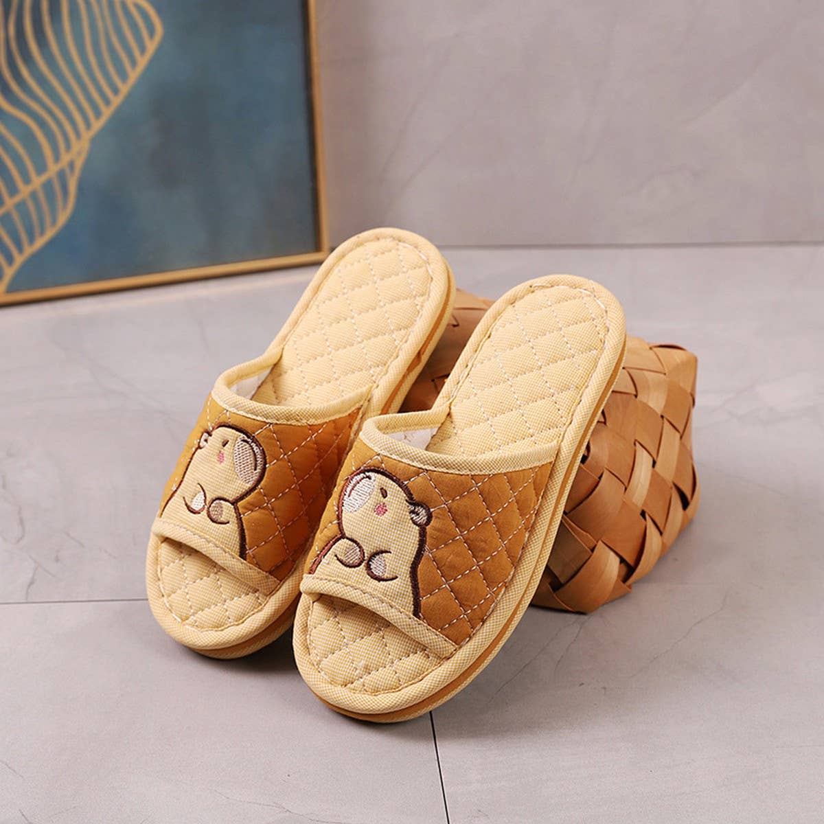 Capybara Indoor Slippers with Thick Fabric Sole_CWSHF0192