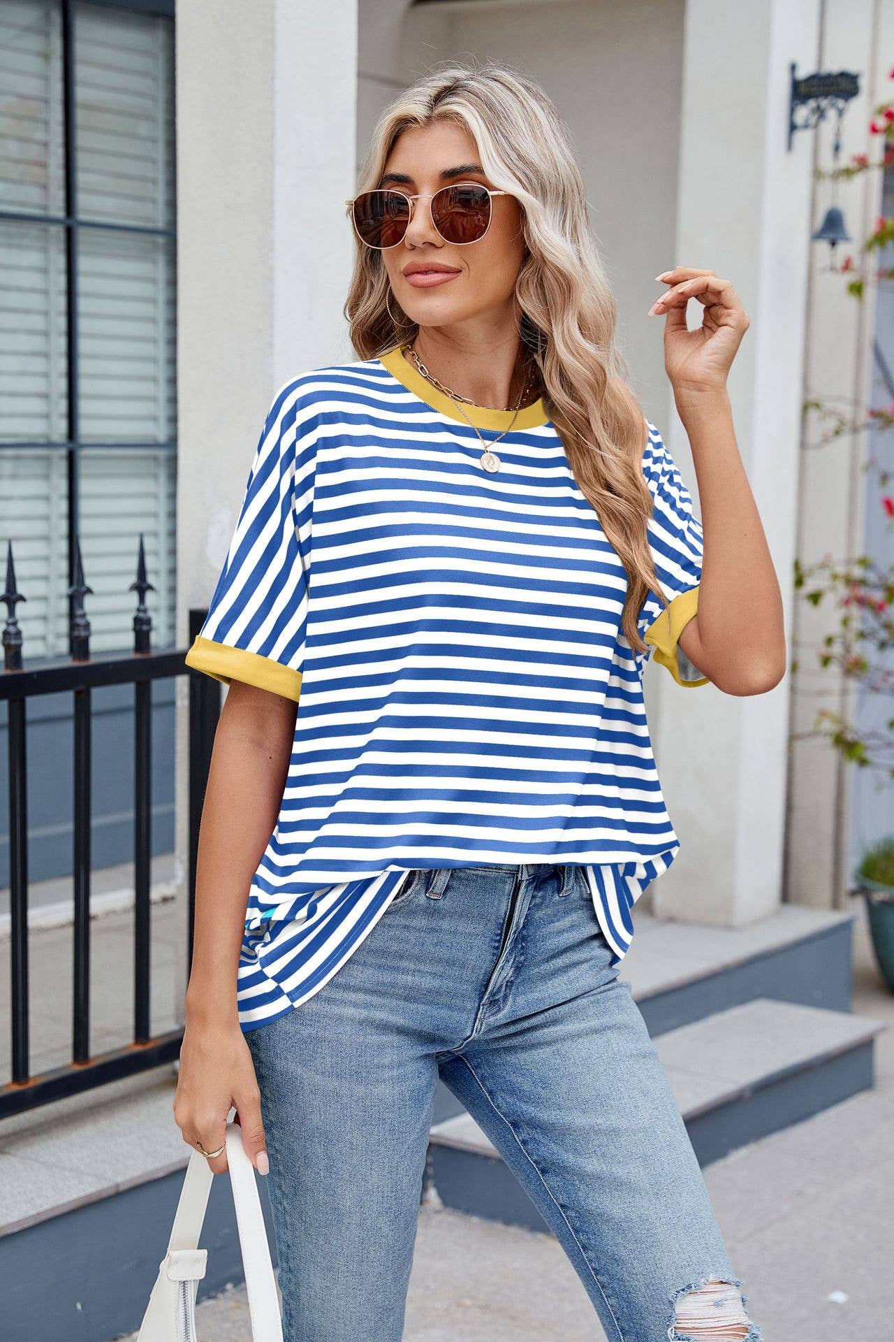 Round neck sleeved striped short-sleeved T-shirt