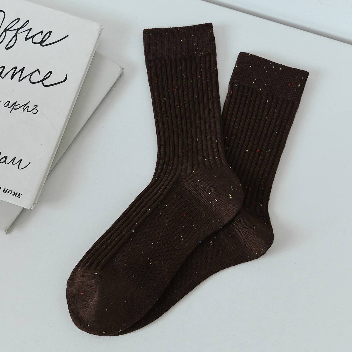 NEW SOLID COLOR CASUAL DOT YARN MIDDLE TUBE SOCKS