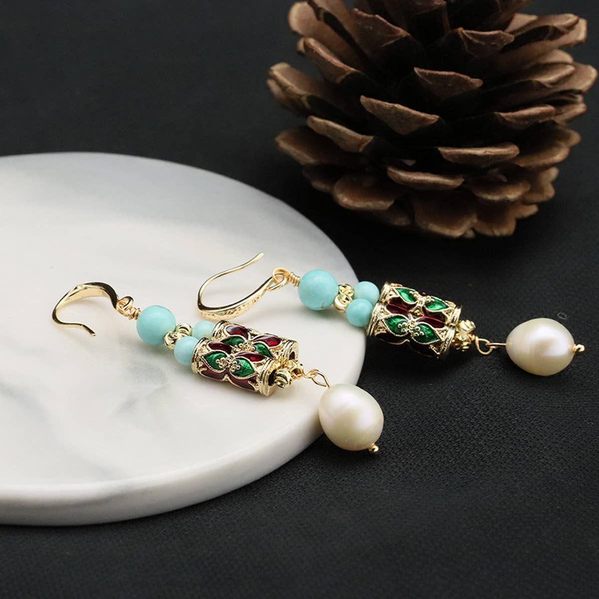 HIGH-END VINTAGE PEARL EARRINGS FOR WOMEN