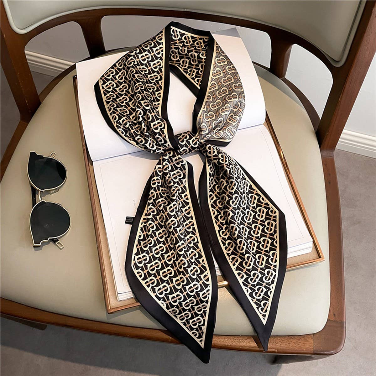 LETTER PRINT DOUBLE LAYER  HEAD SCARF