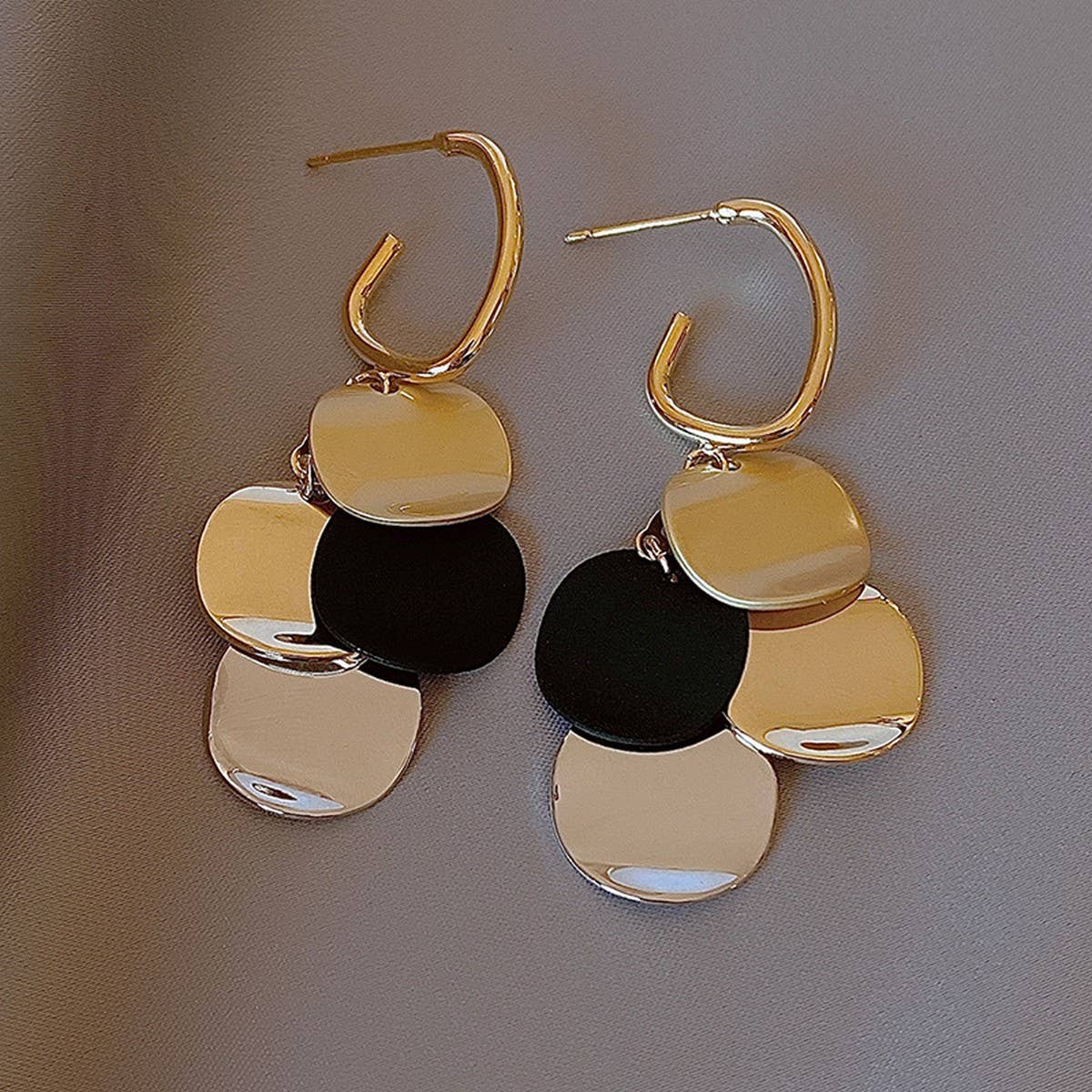 GEOMETRIC SEQUIN CIRCLE FASHION EARRINGS