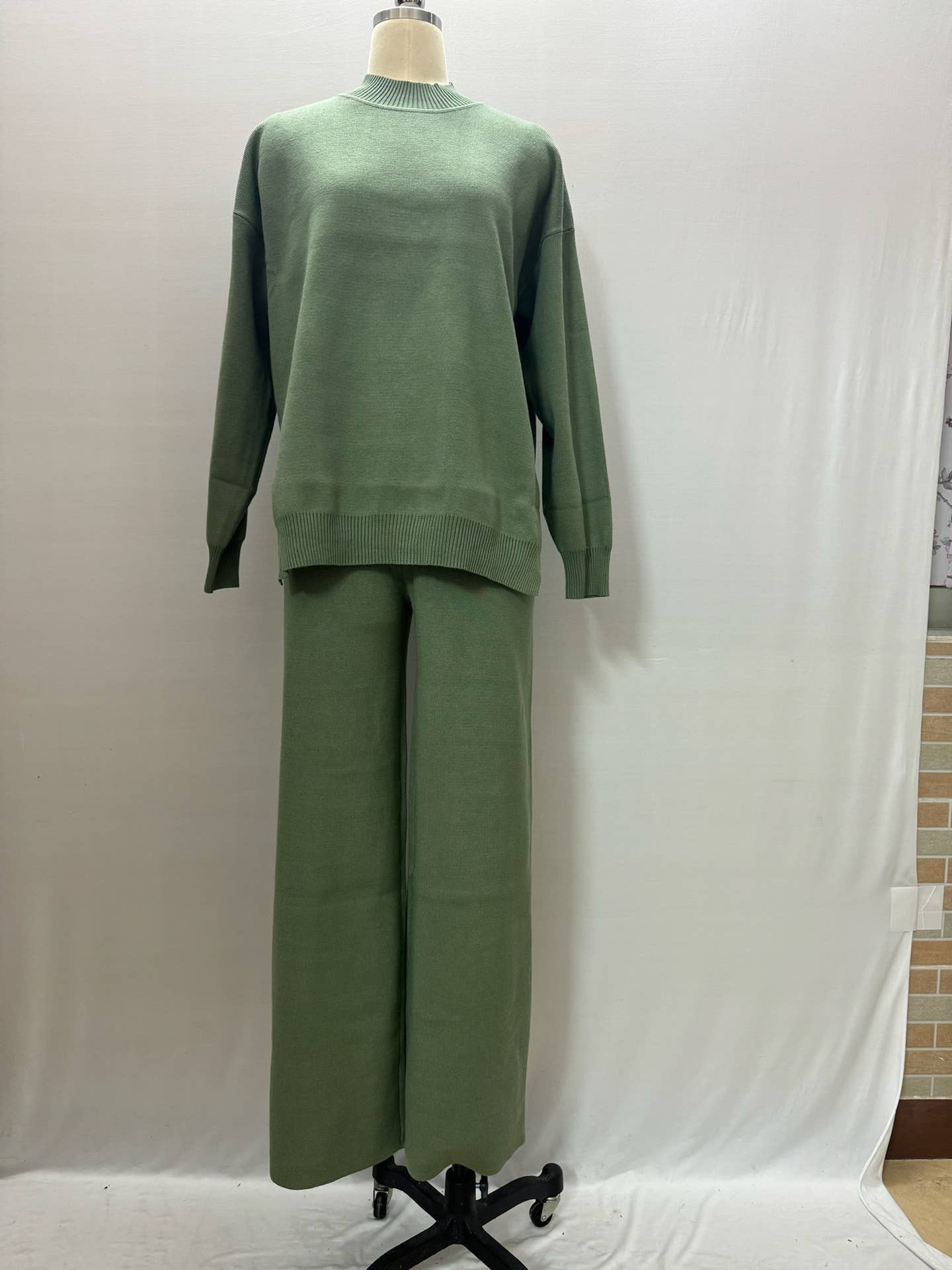 TURTLENECK WIDE-LEG PANTS SOLID COLOR SUIT