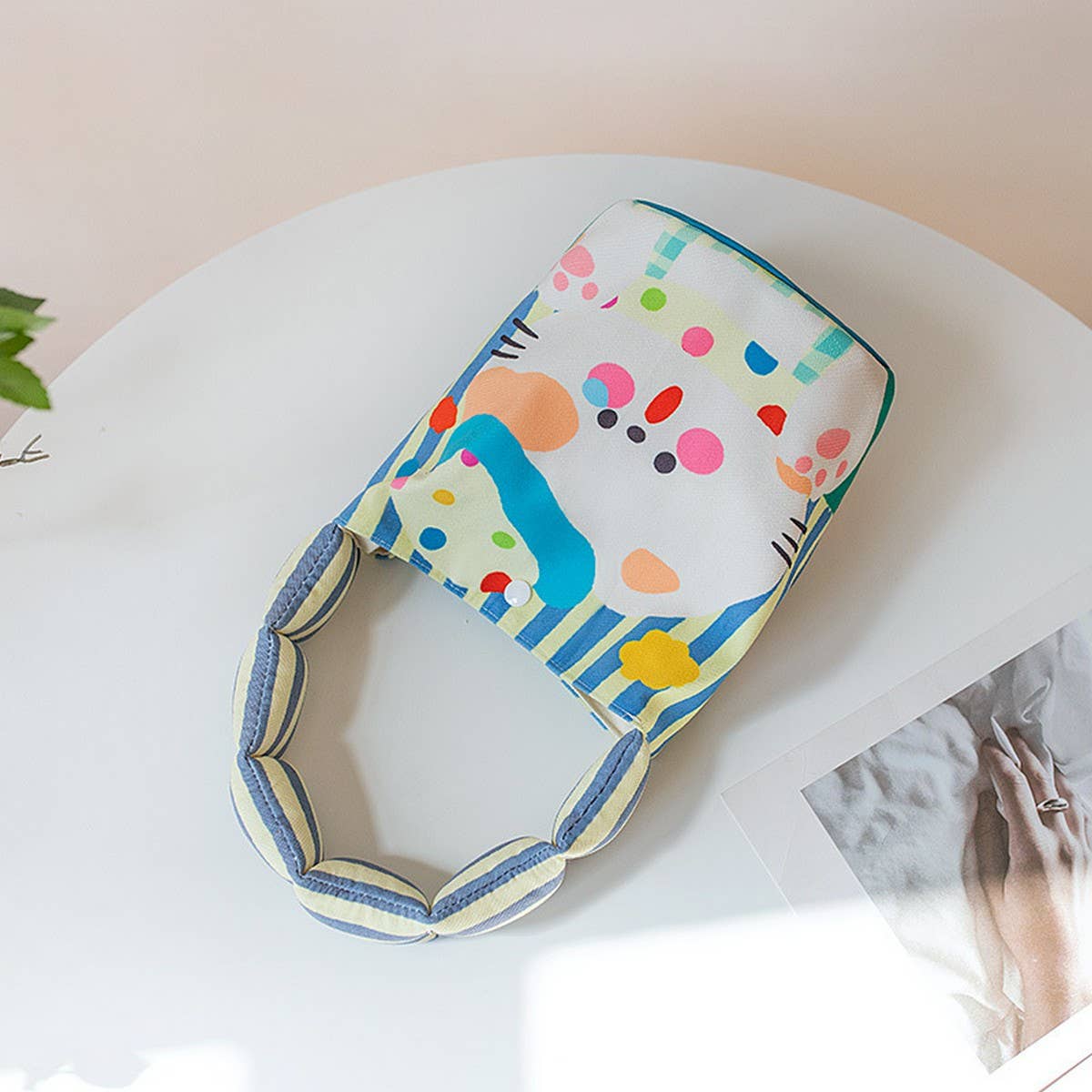 Cute Canvas Bucket Tote ? Crossbody Style_CWAB5597