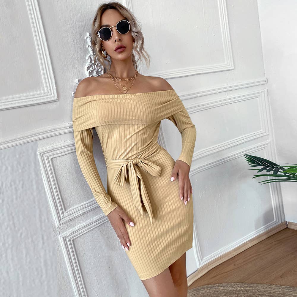 LINE NECK KNITTED WRAP HIP SHORT DRESS