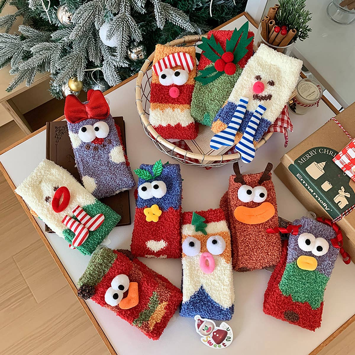 CHRISTMAS CARTOON THICK WARM SOCKS