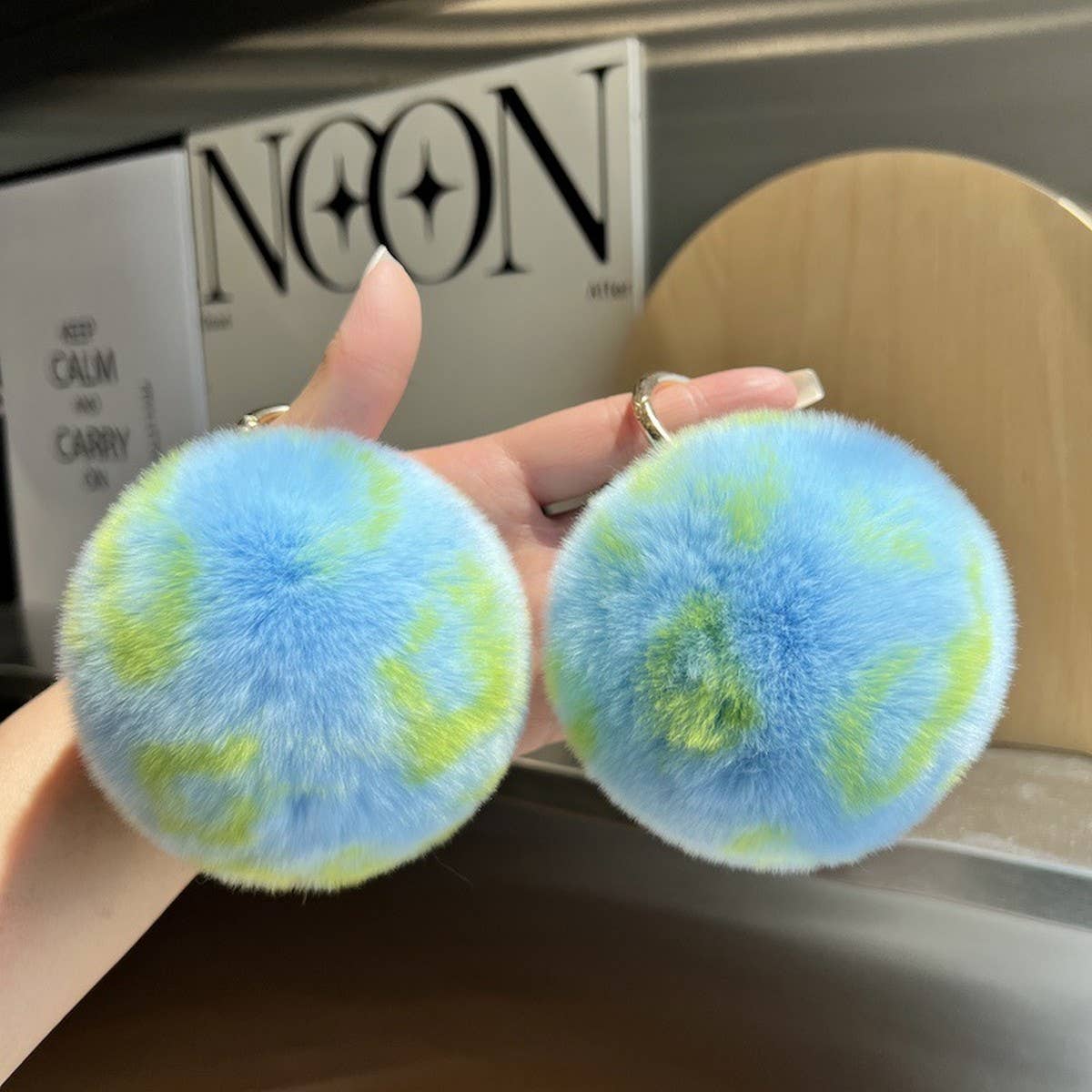 CUTE FUR BALL CAR KEYCHAIN BAG PENDANT GIFT