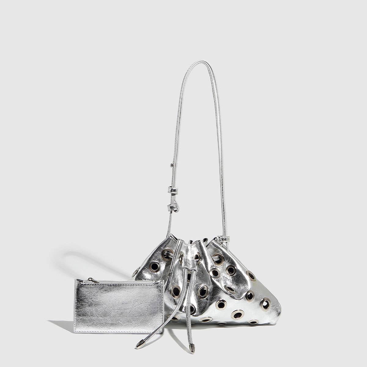 Metal Eyelet Bucket Bag with Rivets for Women_CWAB5682