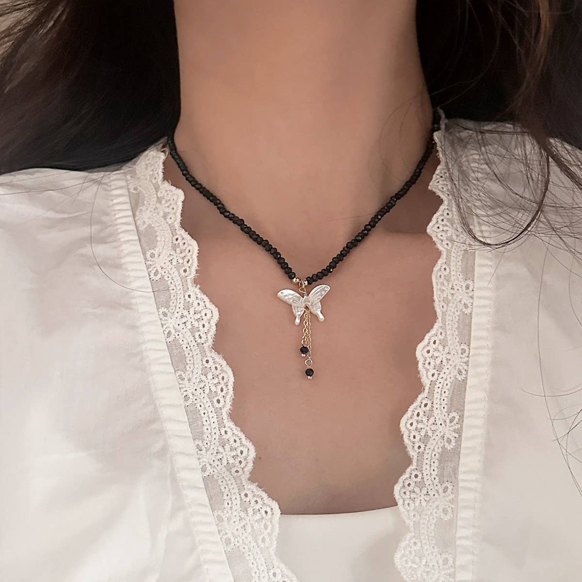 HOT GIRL STYLE BUTTERFLY BEADED NECKLACE FOR WOMEN