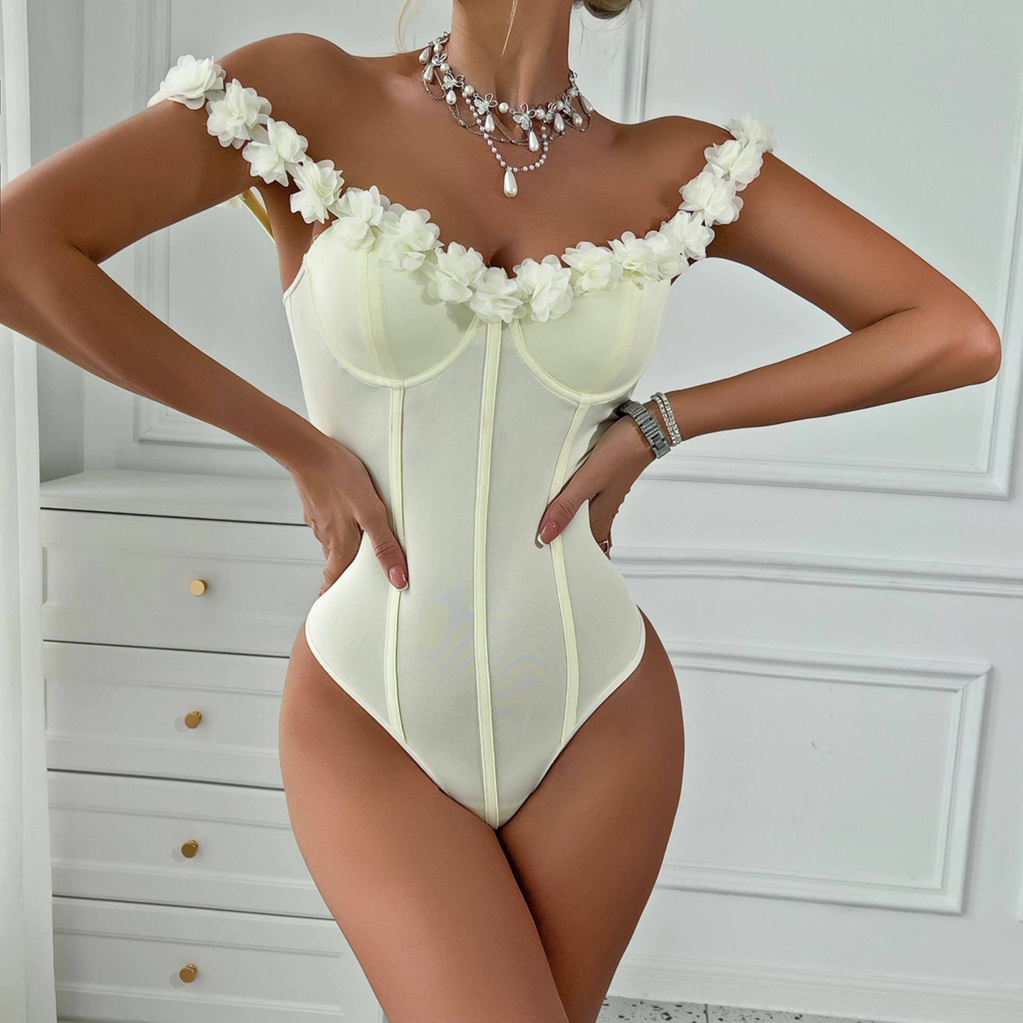 THREE-DIMENSIONAL FLOWER ONE-SHOULDER SEXY JUMPSUIT