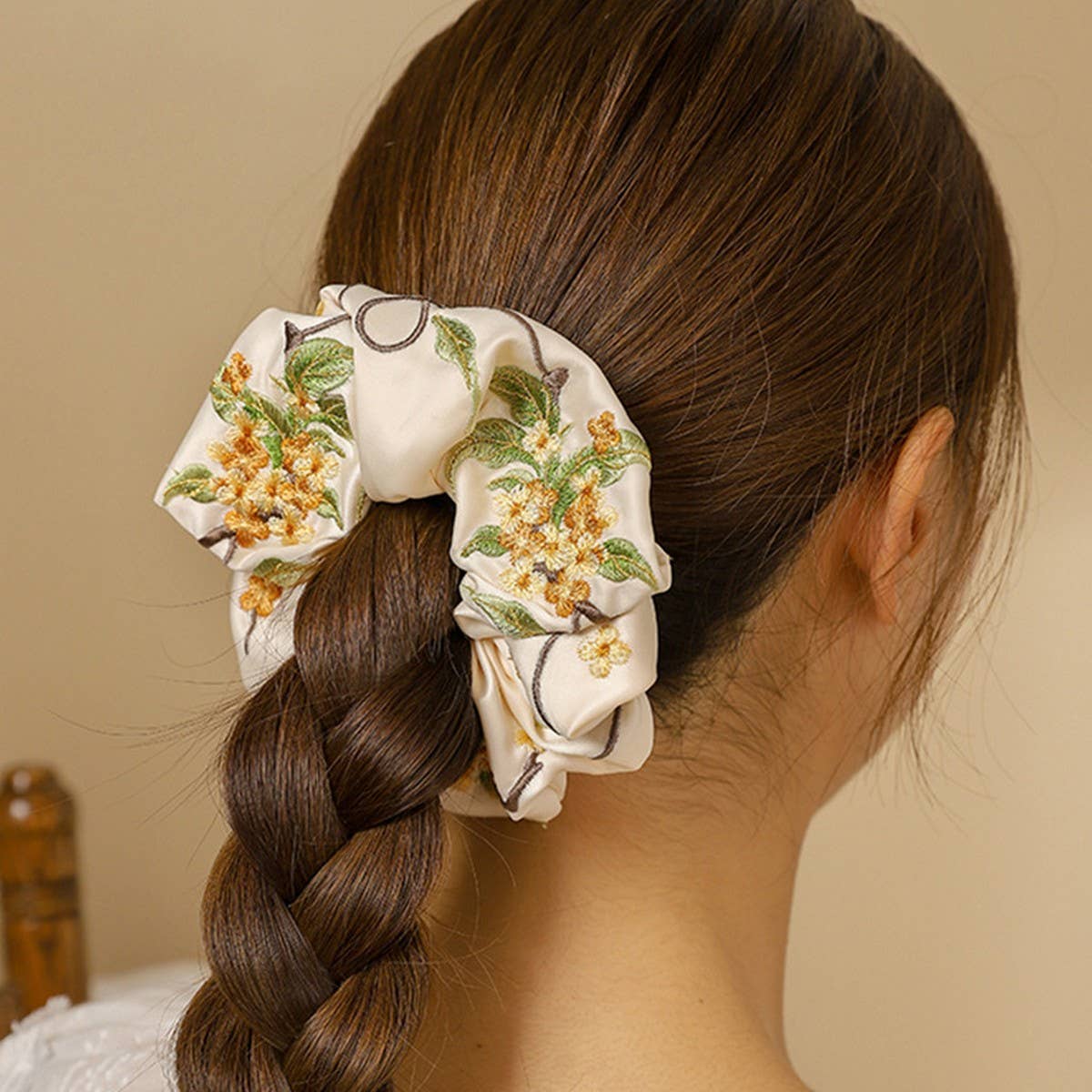 Embroidered Hair Tie for Elegant Traditional Wear