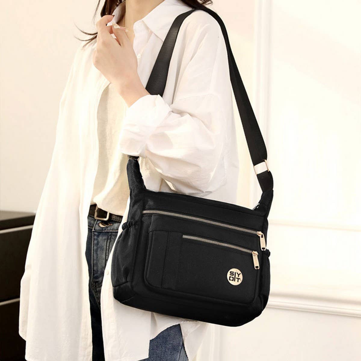 LARGE CAPACITY NYLON SHOULDER CROSSBODY BAG