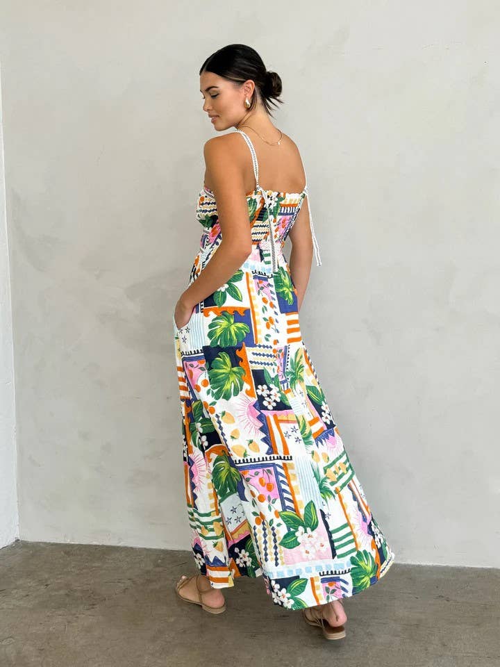 Elegant and refined plaid printed halter dress