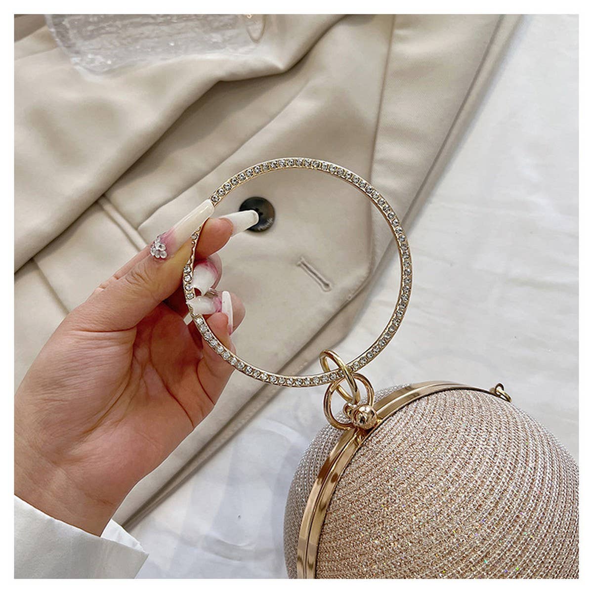 DIAMOND-STUDDED SPHERICAL  EVENING BAG CLUTCH _CWAB3247