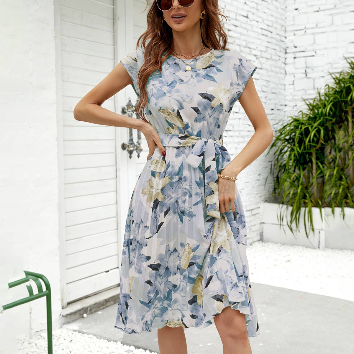 PRINTED CREW NECK LACE-UP PLEATED DRESS