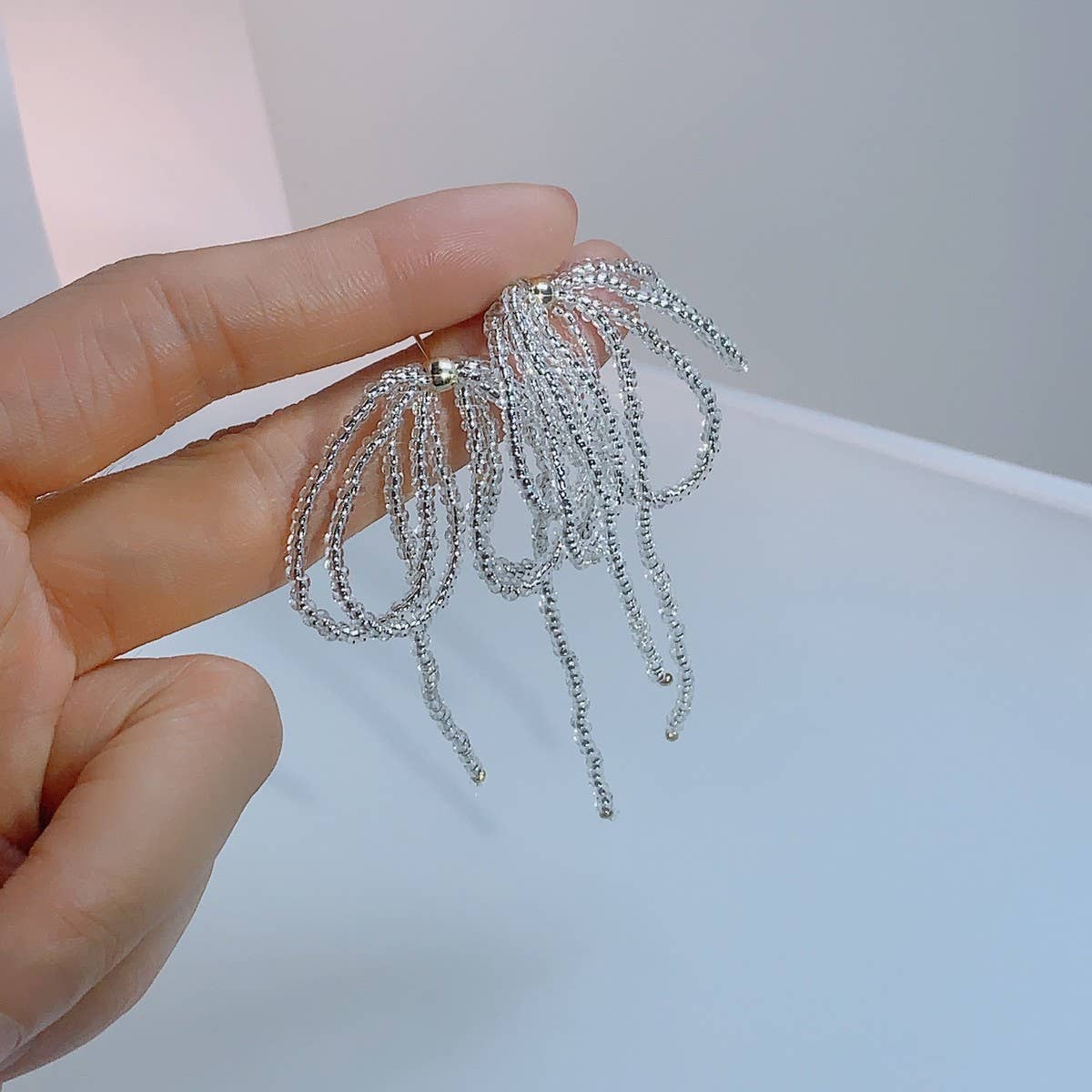 SWEET AND ELEGANT HAND-WOVEN CRYSTAL EARRINGS