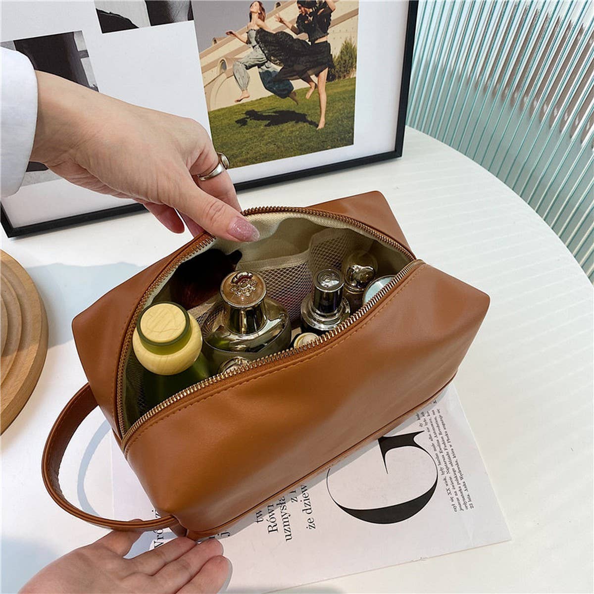 NEW PORTABLE LARGE CAPACITY COSMETIC BAG_CWAB4410