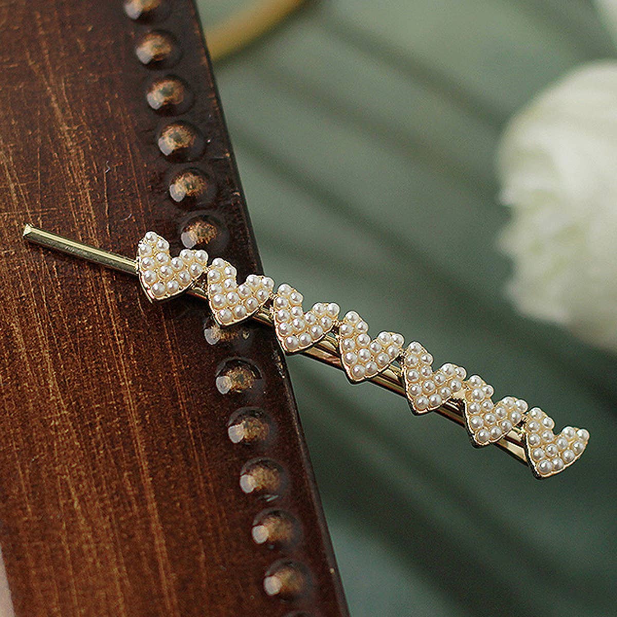 SHIMMERING LOVE HAIR PIN WITH SPARKLING DIAMONDS_CWAHA1207