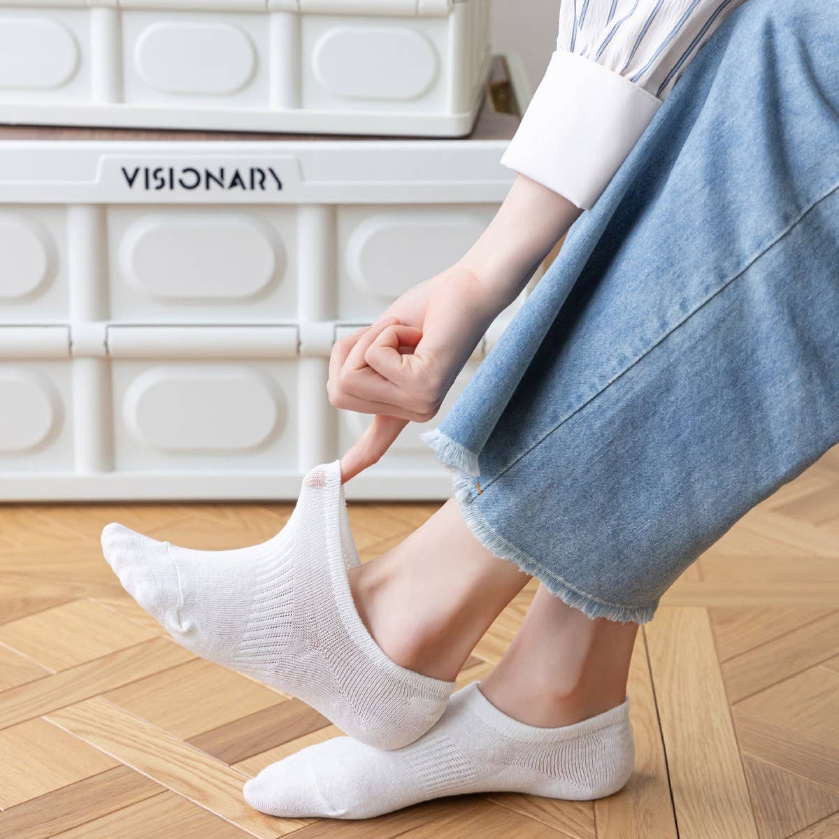 WOMEN'S SOLID COLOR SHALLOW INVISIBLE BOAT SOCKS