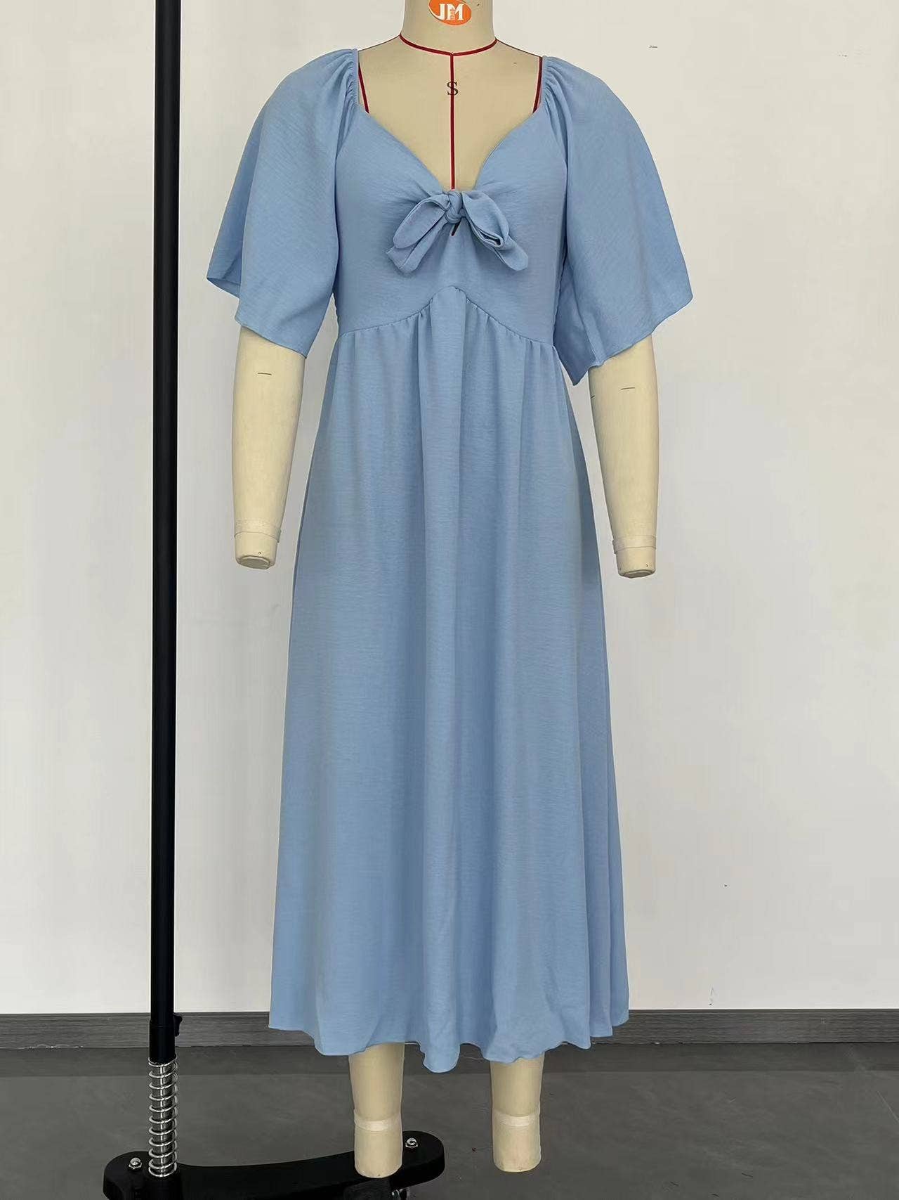 V-neck bow pleated mid-length short-sleeved dress