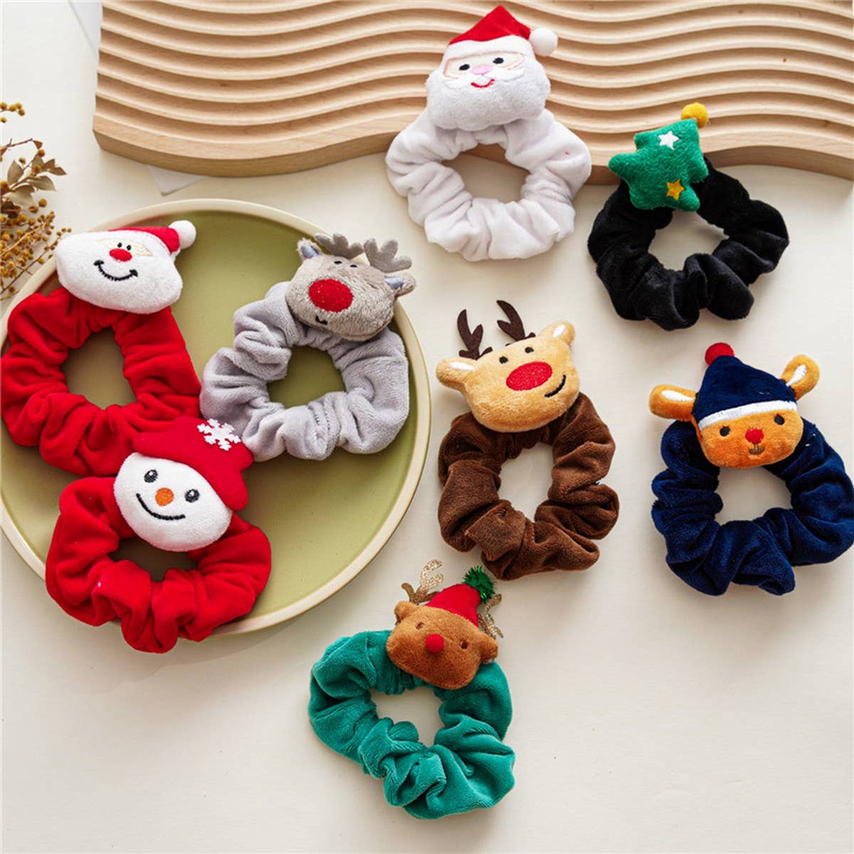 CHRISTMAS CUTE CARTOON HAIR SCRUNCHIES