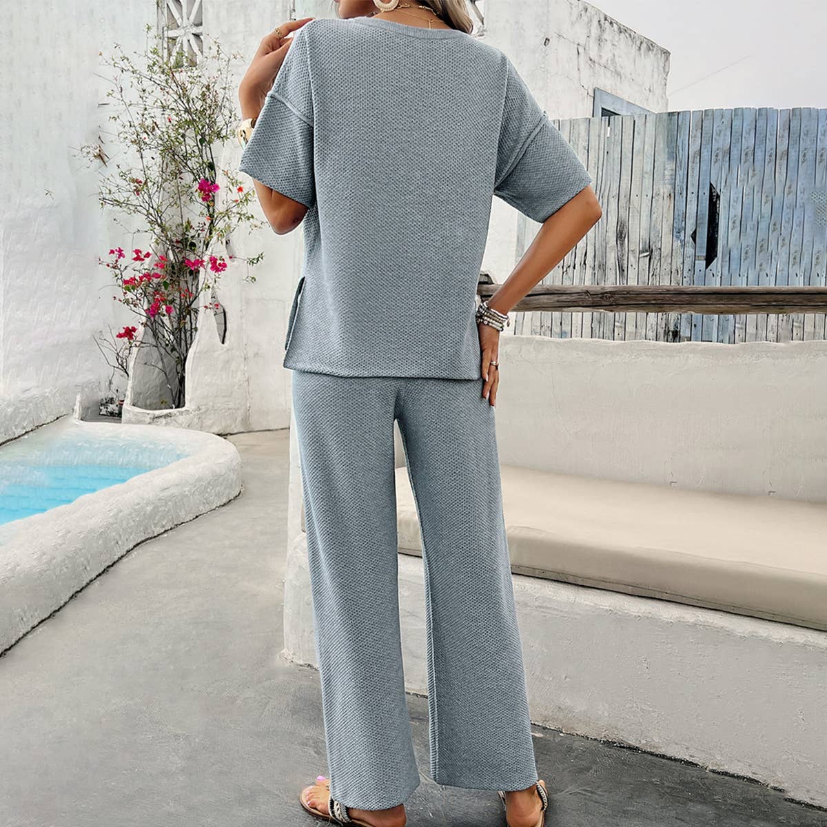SOLID COLOR KNIT SHORT SLEEVE TOP AND PANTS SUIT_CWSTB0513