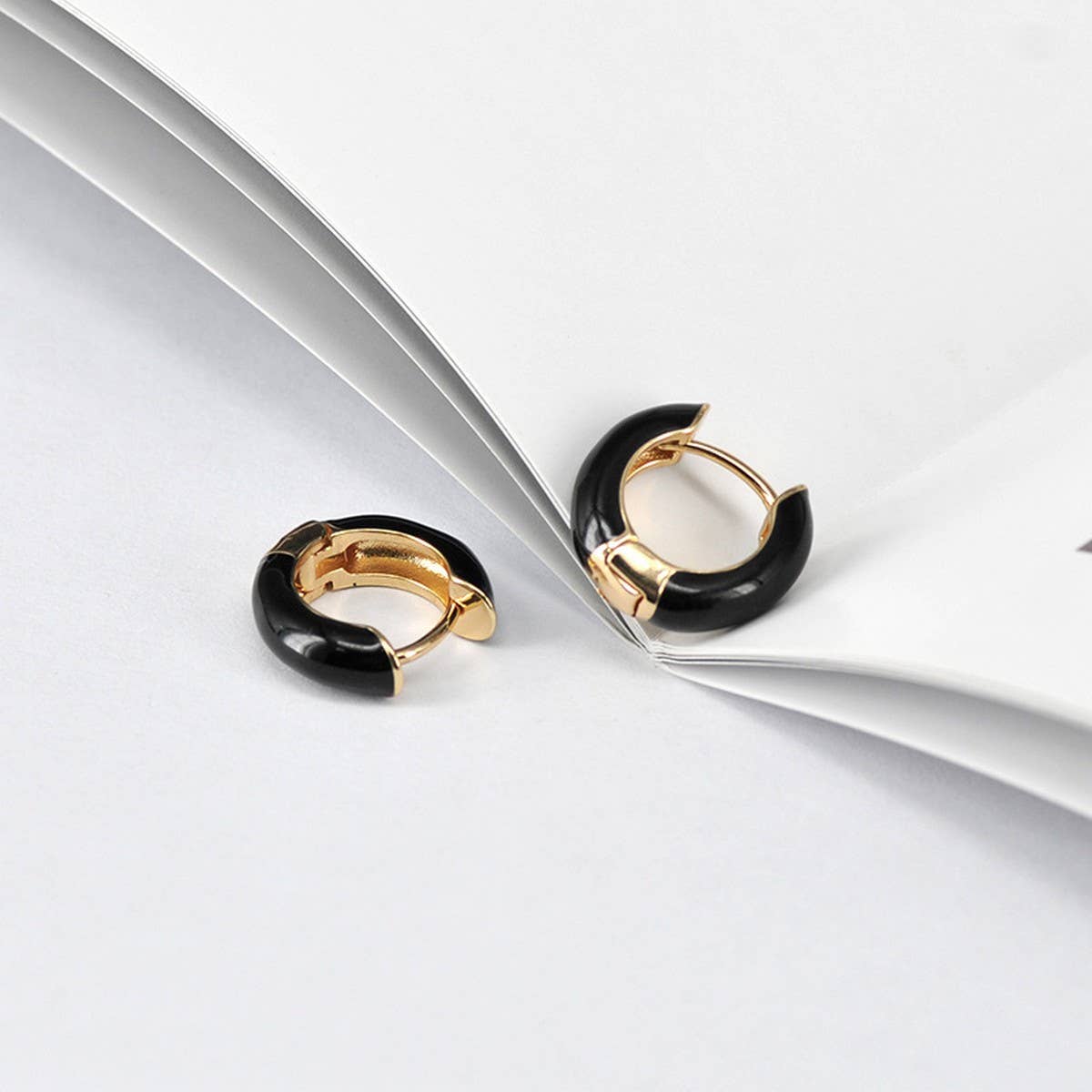 GEOMETRIC FRESH SWEET ROUND OIL DROP EARRINGS