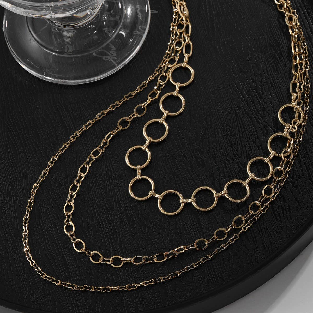 MULTI-LAYERED 18K THREE-LAYER NECKLACE