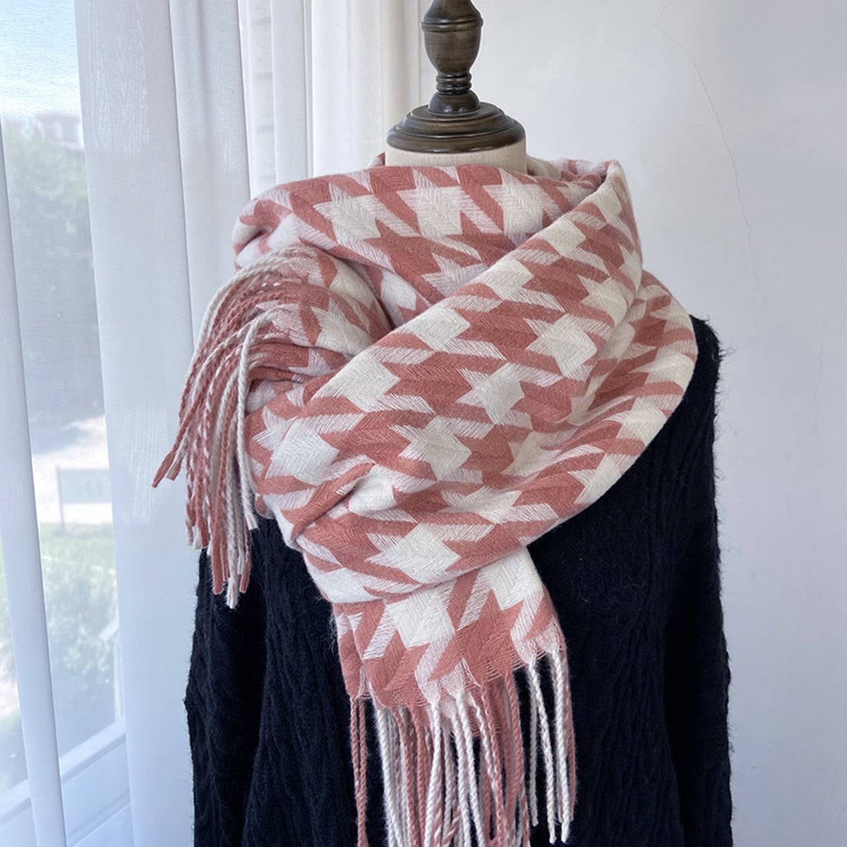 Houndstooth Tassel Scarf - Thick Winter Wrap