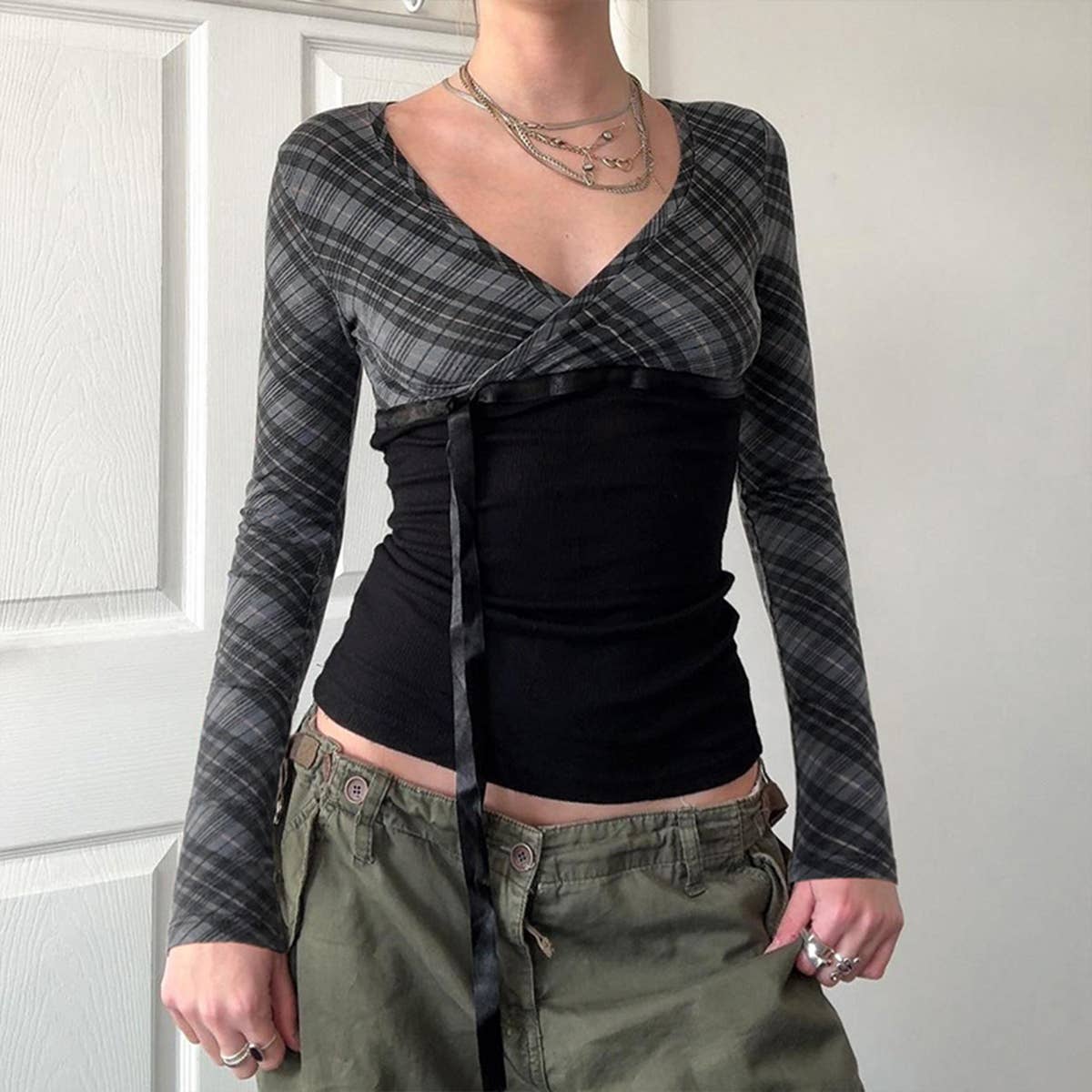 V-neck bow lace-up plaid color patchwork T-shirt