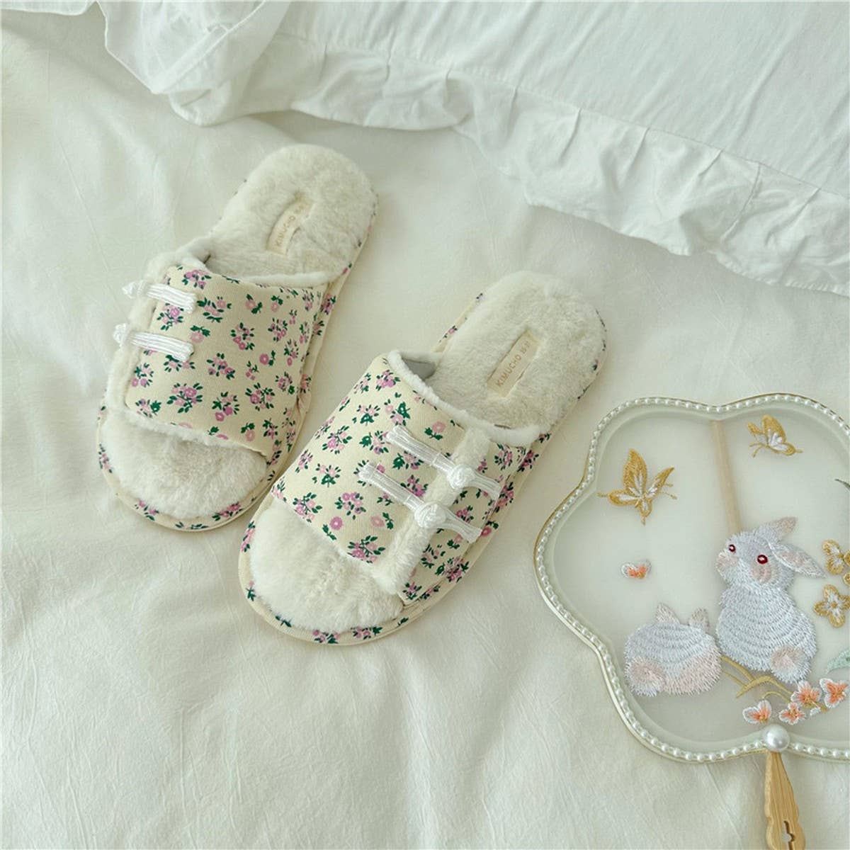 QIPAO BUTTONED WINTER OPEN-TOE HOME SLIPPERS_CWMM2988