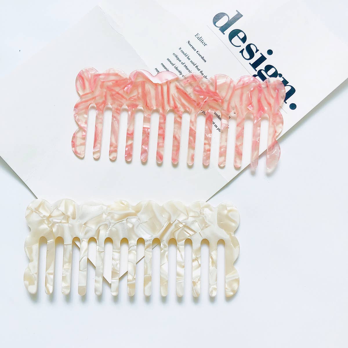 EXQUISITE MARBLED WAVY LEOPARD COMB_CWMM1074