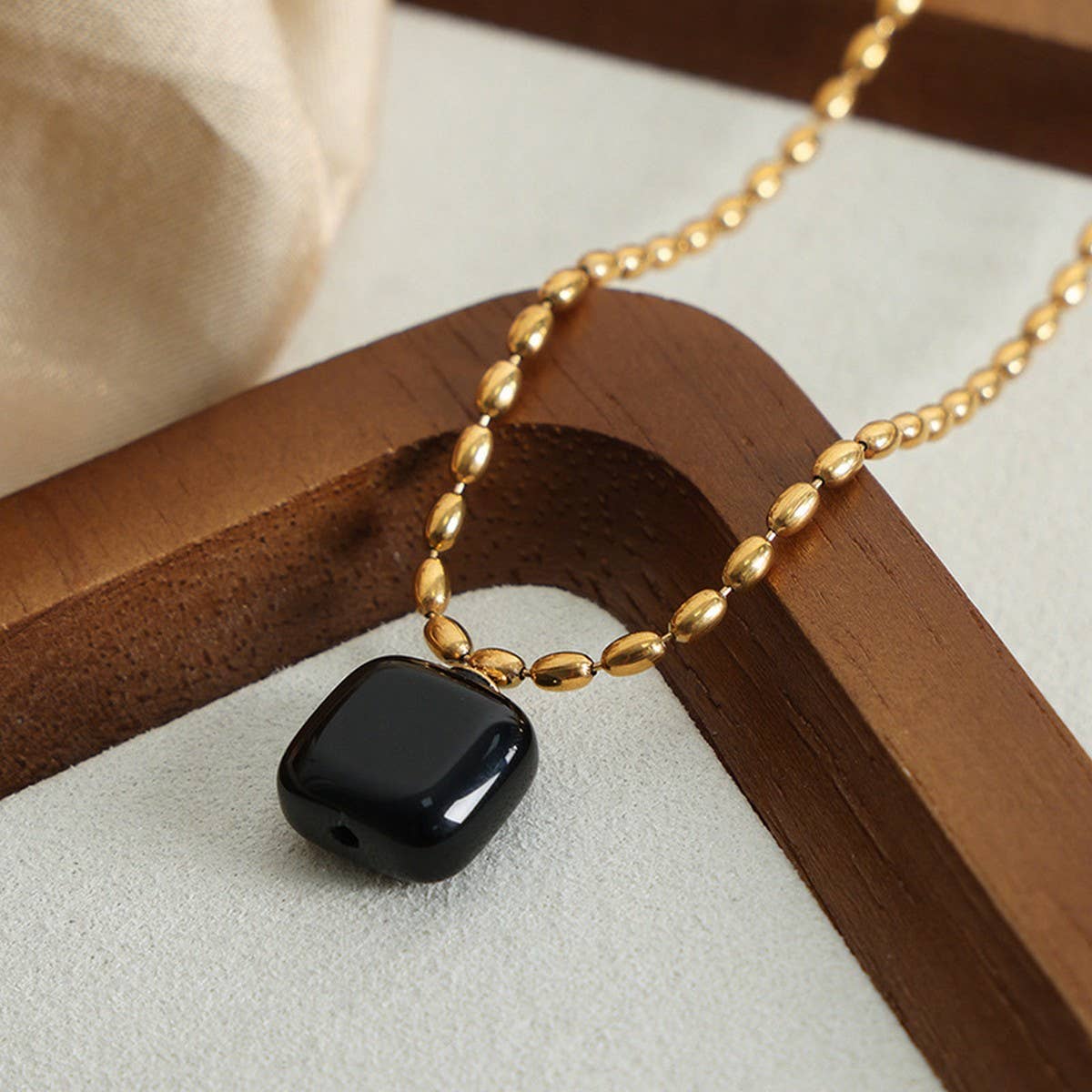 NATURAL STONE AGATE PENDANT TITANIUM STEEL NECKLAC