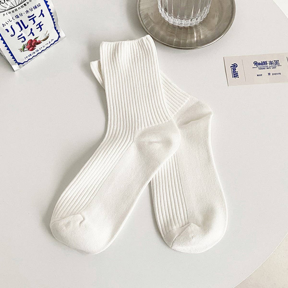 CWMS2491_MID-CALF SIMPLE RETRO STRIPED WOMEN'S SOCKS