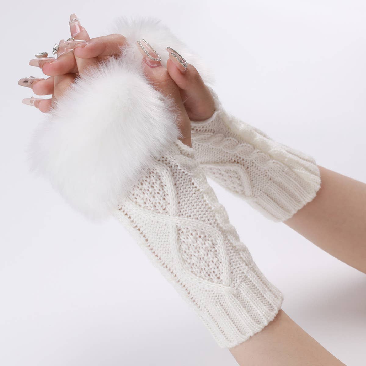 SIMPLE WARM DIAMOND FINGERLESS GLOVES_CWAG0102