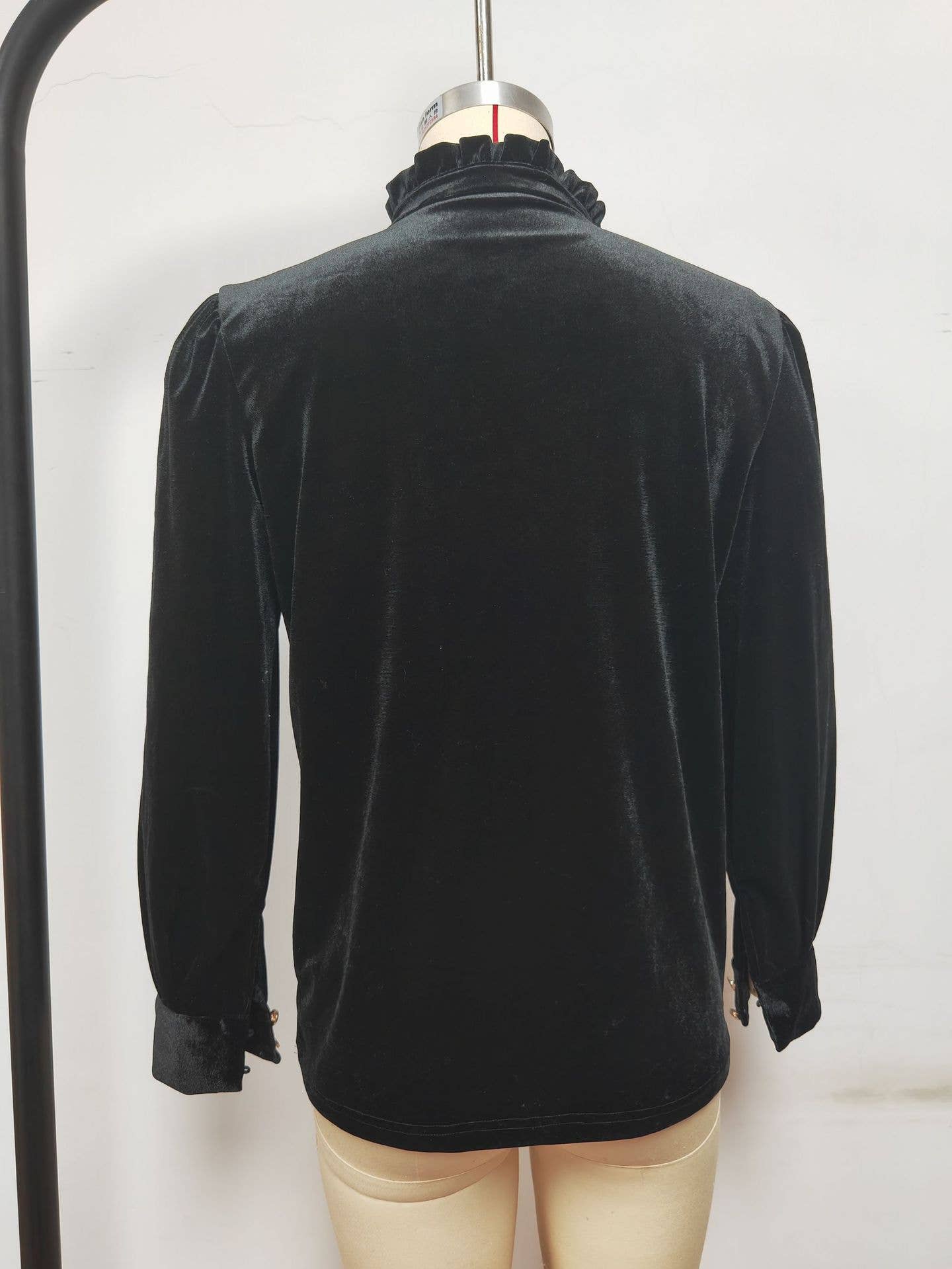 SEXY V-NECK LONG SLEEVE SHIRT IN CANARY