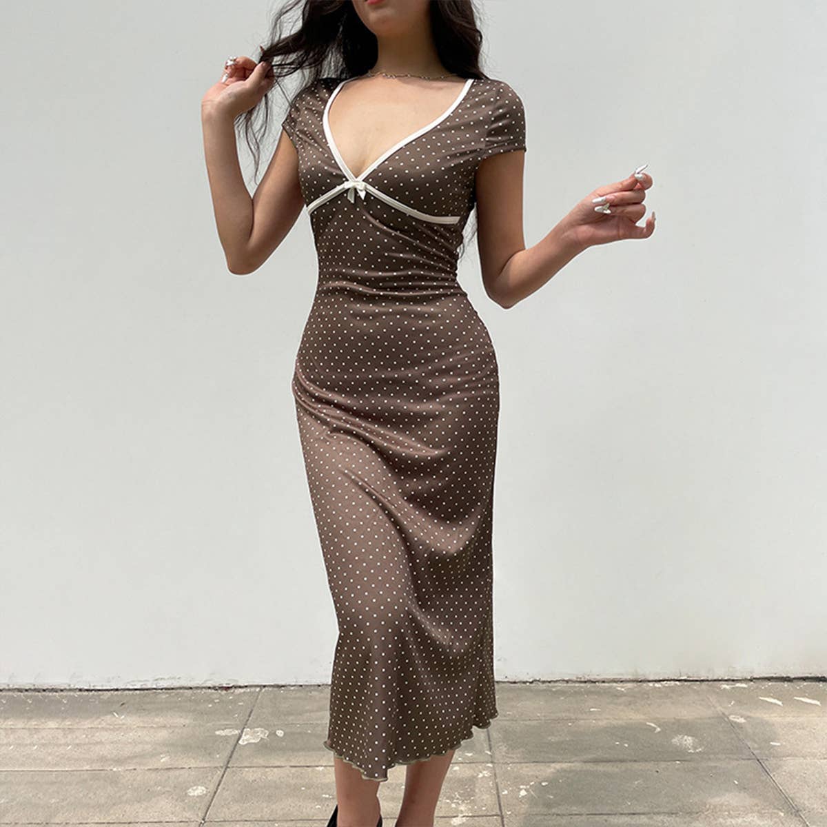 Polka dot print short-sleeved mid-length dress