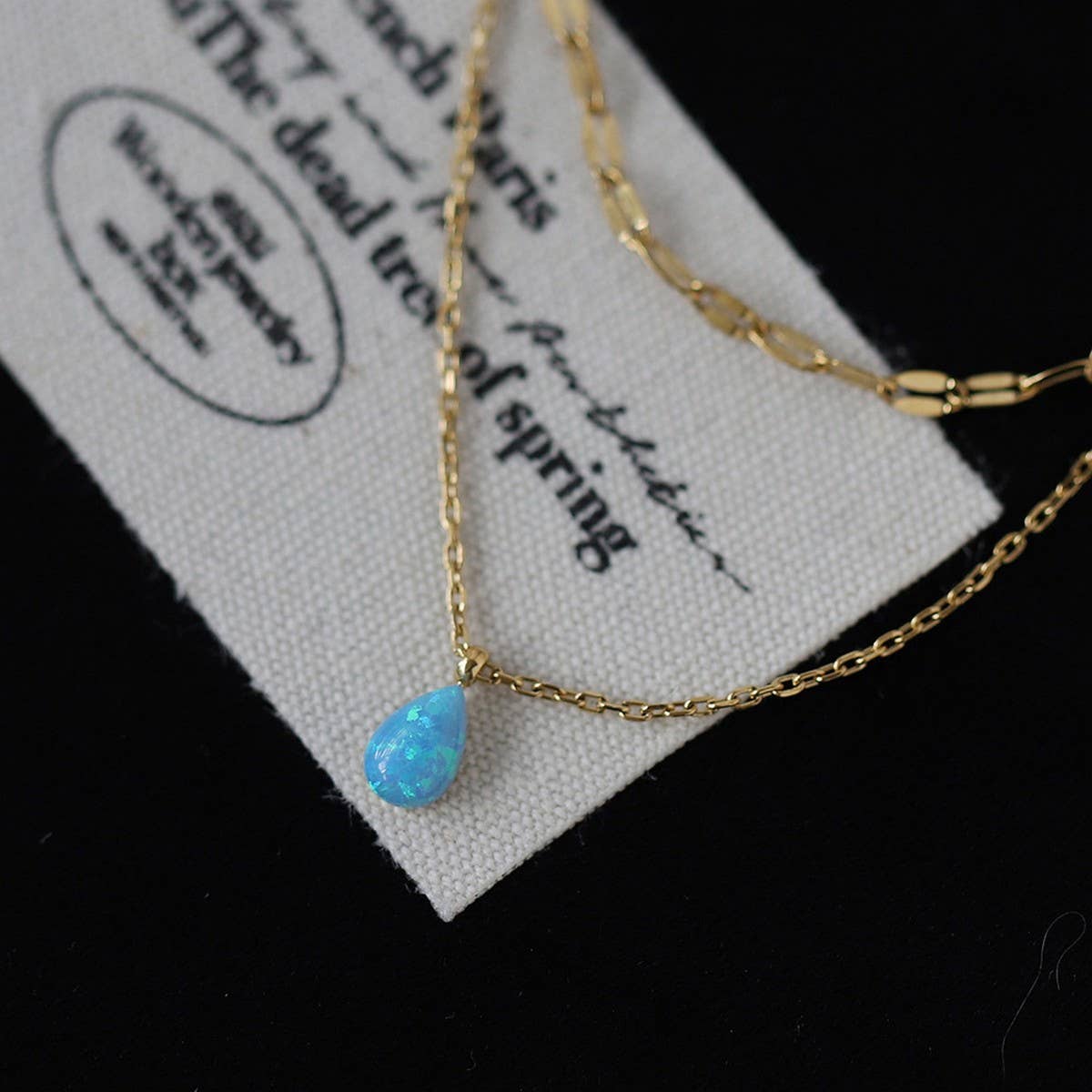 BLUE TEARDROP GLITTER DOUBLE LAYER NECKLACE_CWAJE1579
